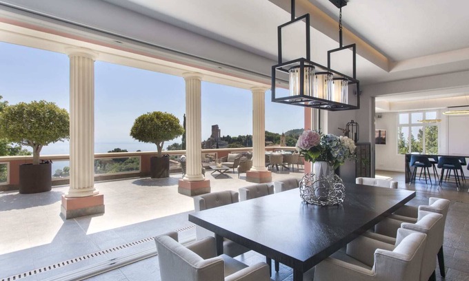 La Turbie Apartamento | Villa Augusta - Four Bedroom Apartment, Sleeps 8