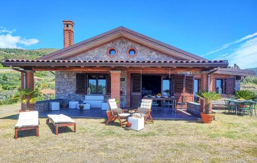 Graniti Casa | Villa Aura