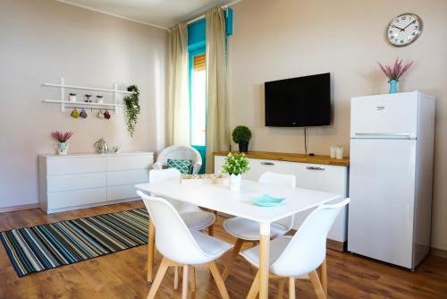 Quartu Sant'Elena Apartamento | Villa Aurelia -Seafront Apartment with Patio