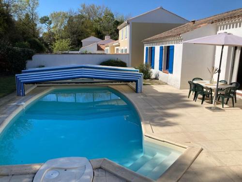 Saint-Jean-de-Monts Casa | Villa avec Piscine Privée, Jardin Clos et 3 Chambres - Saint Jean de Monts - FR-1-323-549