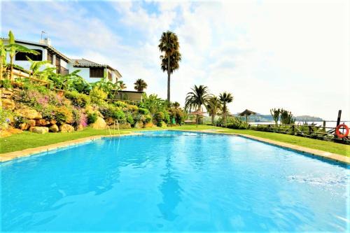 Estepona Casa | VILLA BAHIA AZUL