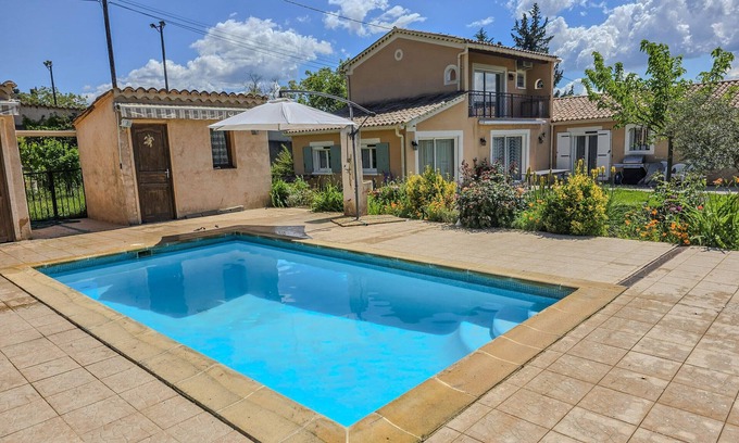 Volonne Villa | Villa-Familiar-Bañera de hidromasaje-Vista a la Pi
