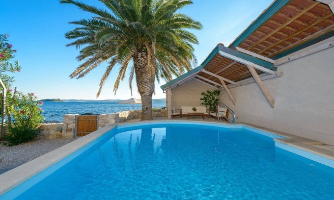 Orebic Villa | Villa Mare frente a la playa con piscina privada con agua salada, de lado a la playa en Orebic - Peljesac