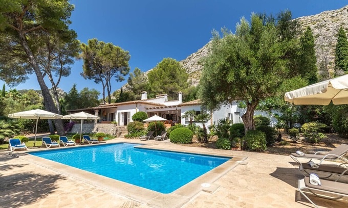 Urbanitzacio la Font Villa | CHALET BELLA FONTE - RETIRO DE LUJO