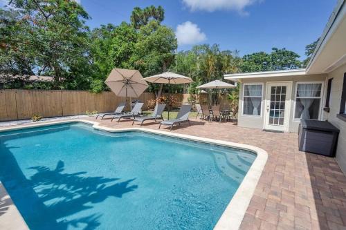 Largo Casa | Villa Bella with Heated Pool