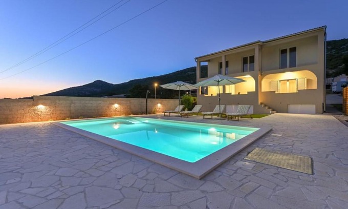 Pakostane Villa | Villa Benedicta