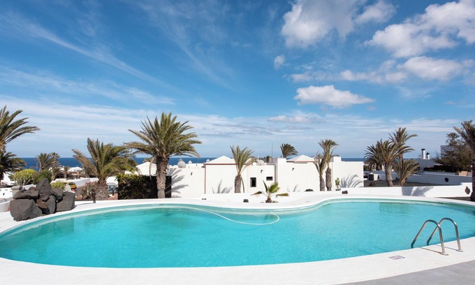Charco del Palo Apartamento | Villa Blanca 2, FKK - Lanzarote, Charco del Palo, Schönes Schwimmbad