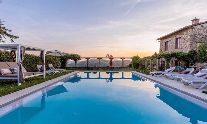 Lucca Villa | Villa Borbone - perched on the Lucca Hills