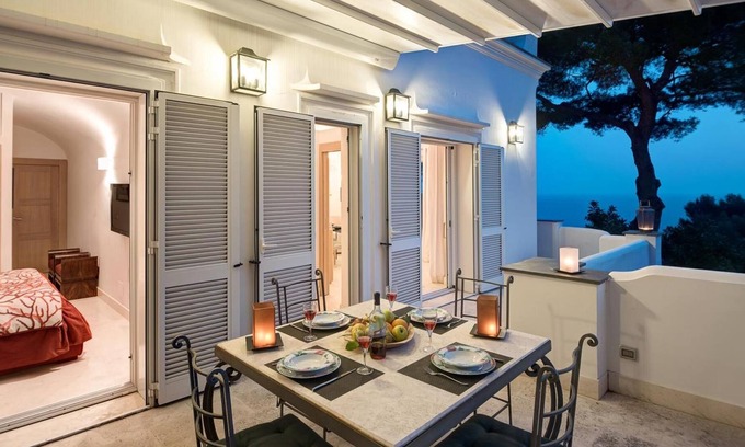 Marina Piccola Apartamento | Villa Bougainvillea - Luxury Capri Villa With Views