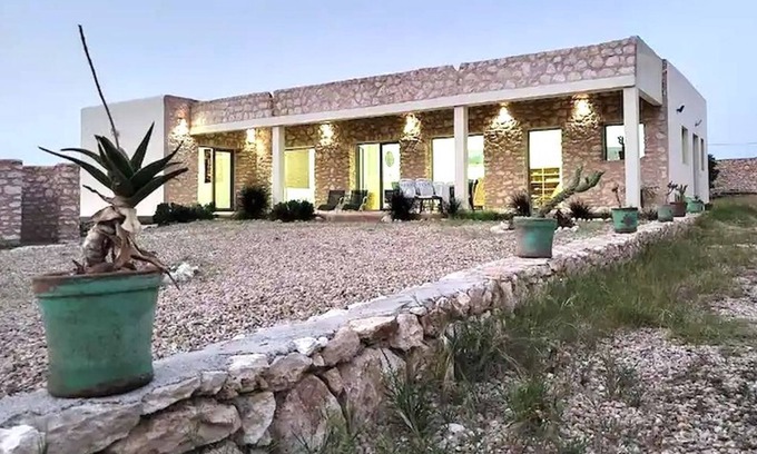 Sidi Kaouki Villa | VILLA TRANQUILA, CON UNA GRAN TERRAZA Y JARDIN, CON CHIMENEA Y CERCA DEL MAR