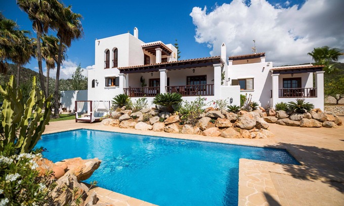Sant Josep de sa Talaia Villa | VILLA CA NA VINYA gran casa estilo ibicenco con preciosas vistas y tranquilidad