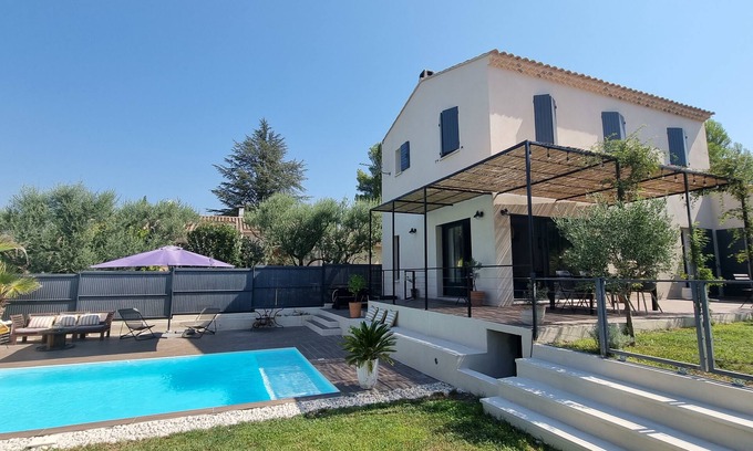 Lagnes Casa | Villa Caladou - private swimming pool