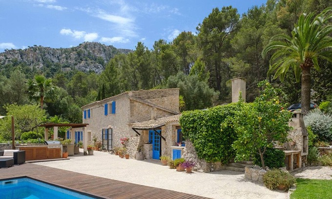 Calvia Villa | Villa Can Ros - El Jardín de la Belleza