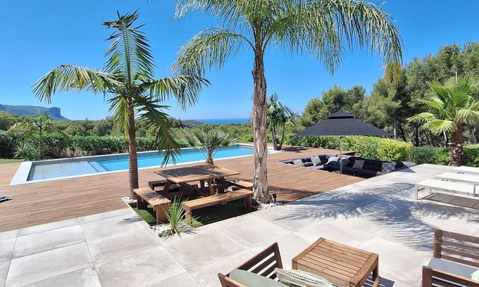 Roquefort-la-Bedoule Casa | Villa Canailles, sea view, pool and jacuzzi, Cassis
