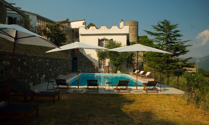 Maglietola Villa | Villa Cancello del Leone en Toscana, con una vista mágica y piscina