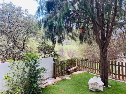 Navas del Rey Casa | Villa Cardui. Casa de diseño con magníficas vistas