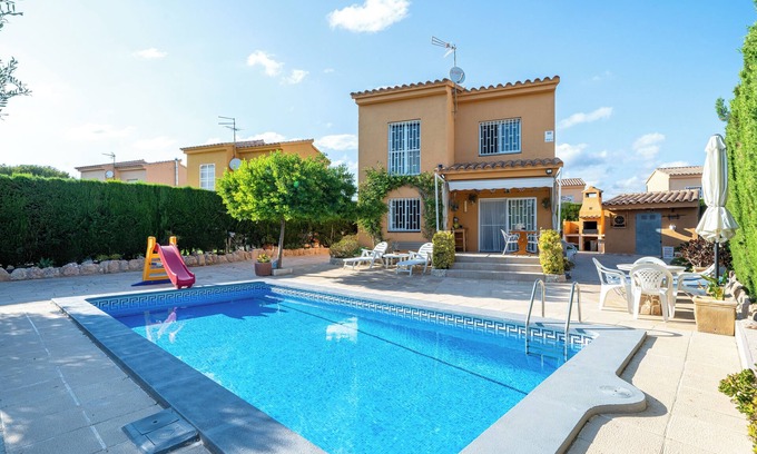 Les Tres Cales Villa | Villa 'Carmen' con piscina privada, terraza compartida y Wi-Fi