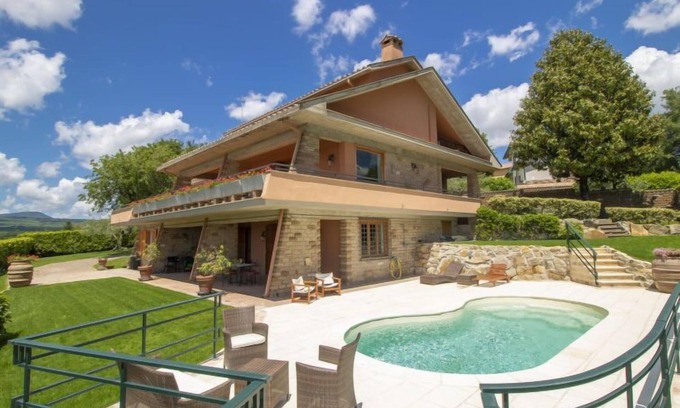 Sutri Casa | Villa Carolina by Interhome