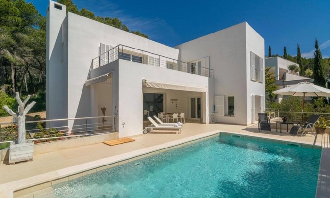 Provensals Villa | Villa 'Carritx' con vistas a la montaña, Wi-Fi y aire acondicionado