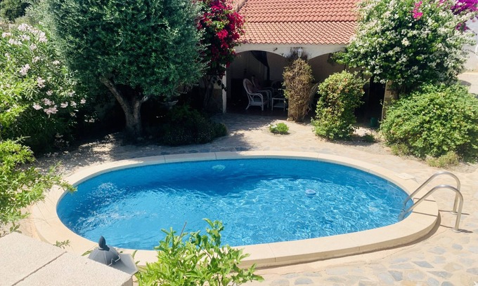 Fortuna Villa | Villa Casa Hermosa en Los Banos De Fortuna, tranquila, tranquila, con piscina propia