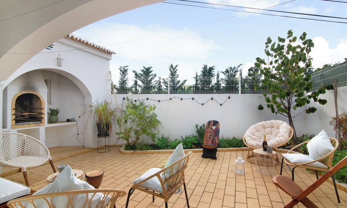 Lagoa e Carvoeiro Villa | Villa 'Casa Judite' con terraza privada, balcón y Wi-Fi