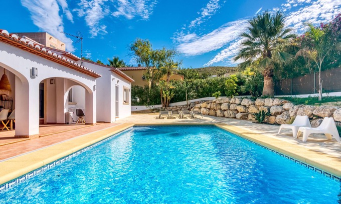 Javea Villa | Villa 'Casa Las Lunas' con vistas a la montaña, Wi-Fi y aire acondicionado