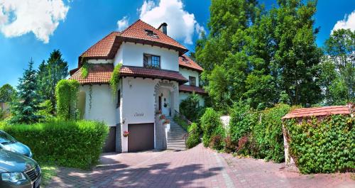Rabka Cama Y Desayuno | VILLA CASSIA przy Parku Zdrojowym