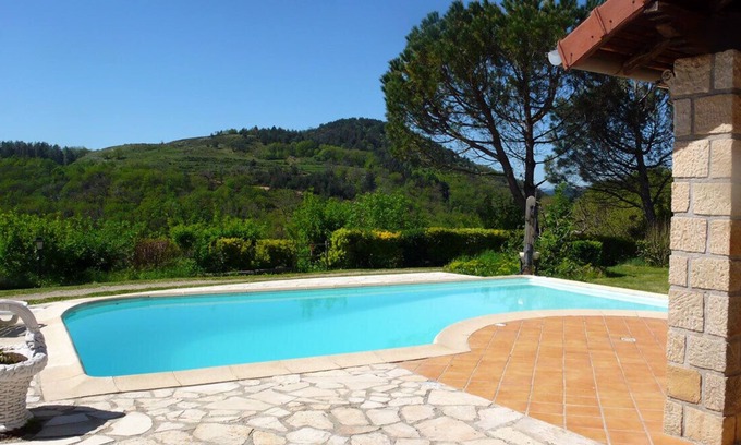 Antraigues-sur-Volane Casa | VILLA CASTANEA