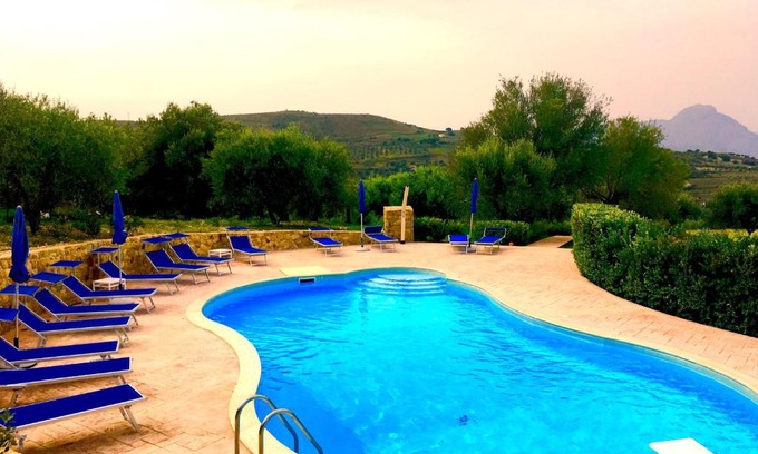 Collesano Casa | Villa Cattleya