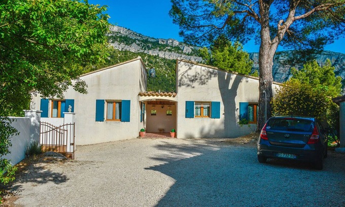 Fontaine-de-Vaucluse Cama Y Desayuno | Villa Chante Coucou "Gite Bleu"