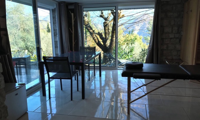 Massoins Cama Y Desayuno | Villa Charlène Chambre Charlène
