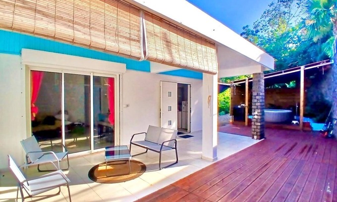 Les Avirons Casa | Villa Charmante, relax, Jacuzzi In Avirons