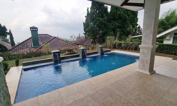 Ciater Villa | Villa ChavaMinerva Aries Ciater with Private Pool