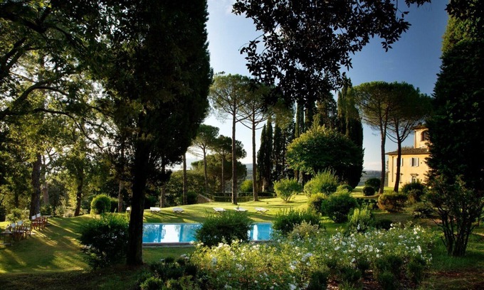 San Casciano in Val di Pesa Villa | Villa en Chiesanuova con 8 habitaciones, capacidad 16