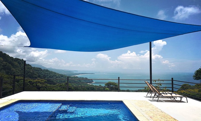 Dominical Villa | Villa ubicada en 258 Acre Private Jungle Reserve con vista al mar