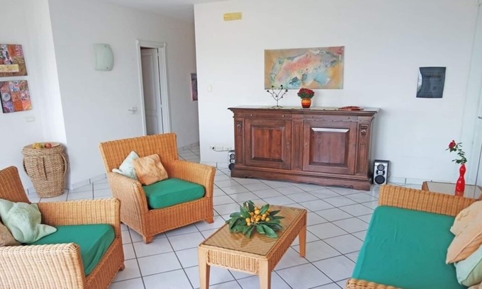 Casal Velino Villa | VILLA REFINADA VISTA AL MAR PARA 6 PERSONAS, WIFI, TERRAZA EXCLUSIVA VISTA AL MAR