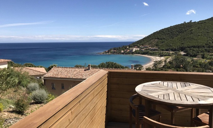Tarcu Casa | Villa clemat en Tarco frente al mar