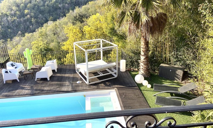 Les Termes Cama Y Desayuno | Villa Colina