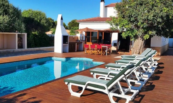 Cala en Blanes Chalet De Esquí | Villa con piscina privada .No se alquila a menores de 25 años por Sant Joan