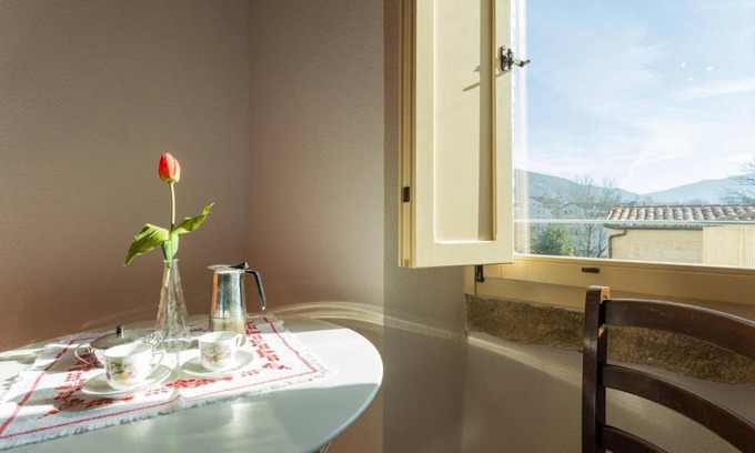 Sigillo Apartamento | Villa Costanzi - Breezy Terrace On The Cucco