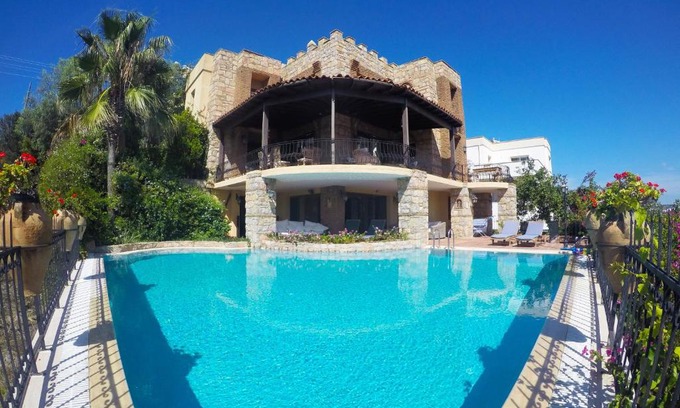 Yalikavak Cama Y Desayuno | Villa Cosy