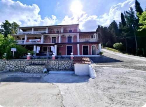 Agios Georgios Pagon Apartamento | Villa Danai