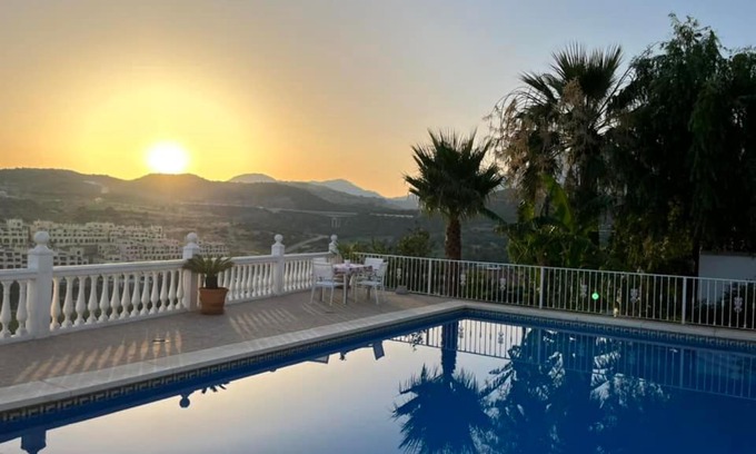 Estepona Villa | Villa Danesa