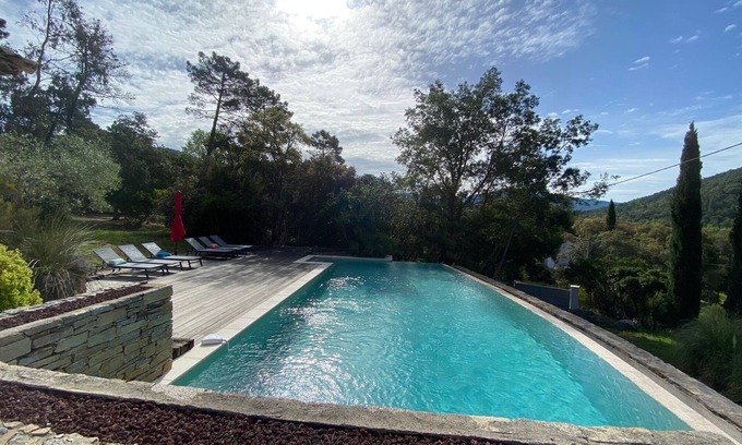 La Mole Villa | Villa DE 200m² AU Coeur DES Vignes DU Golfe DE Saint-tropez