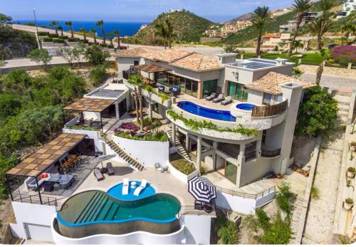 Pedregal Apartamento | Villa de 6 Recámaras con Vistas al Mar en Pedregal