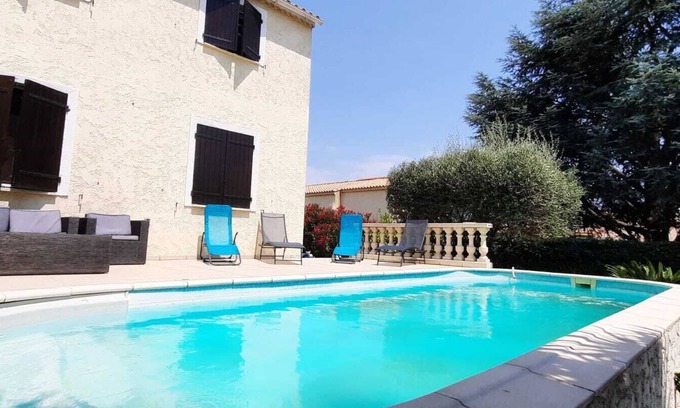 La Farlede Casa | Villa de 8- 10 Personnes Avec Piscine Privée, Proche du Centre-ville