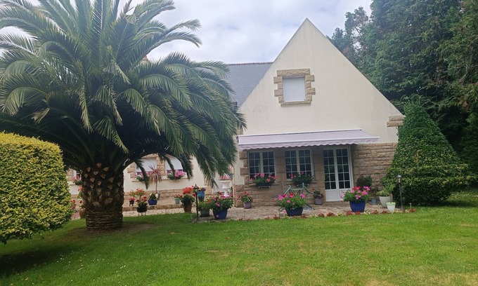 Concarneau Cama Y Desayuno | Villa de Kerfest