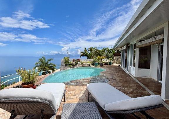 Punaauia Casa | Villa Deep Blue Poerava with pool