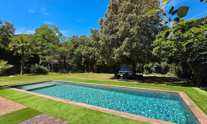 Santa Cristina de Aro Villa | Villa 'Del Sol' con vistas a la montaña, Wi-Fi y aire acondicionado