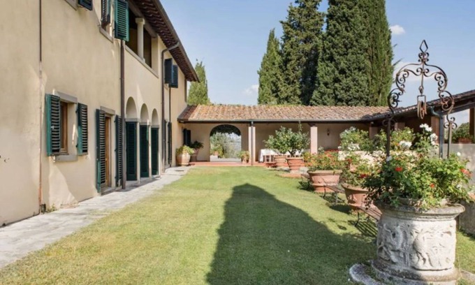 Lastra a Signa Villa | Villa en Lastra A Signa con 6 habitaciones, capacidad 10